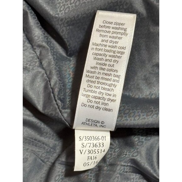 Athleta Womens XXS Gray Hooded Puffer Jacket Knit Sleeves & Asymmetrical Zipper - Picture 11 of 11